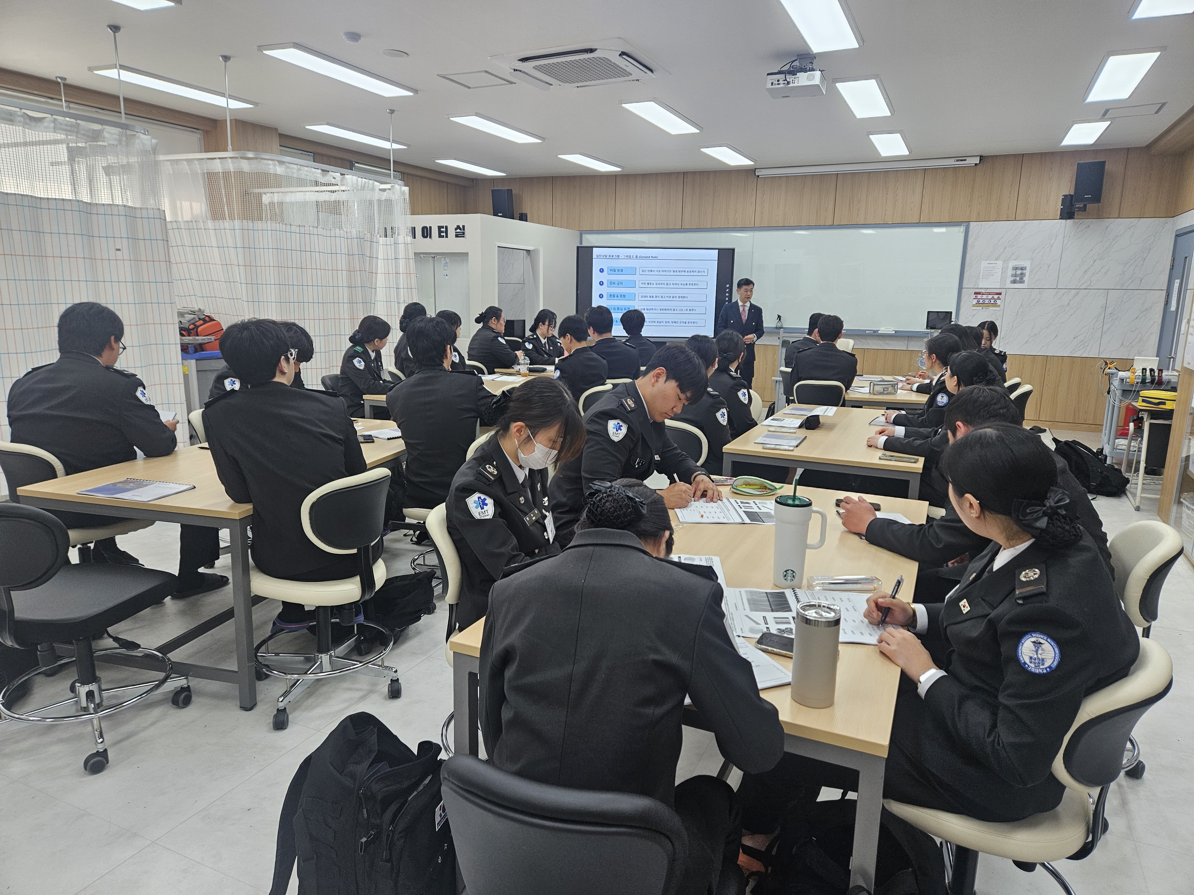 [교육 후기] OO대학교 응급구조부사관학과 1학년 대상 교우관계 및 소통개선 집단상담 ...